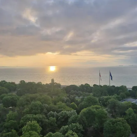 студио 2 Daire Burgaz