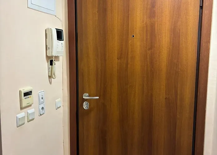 студио 2 Апартамент *